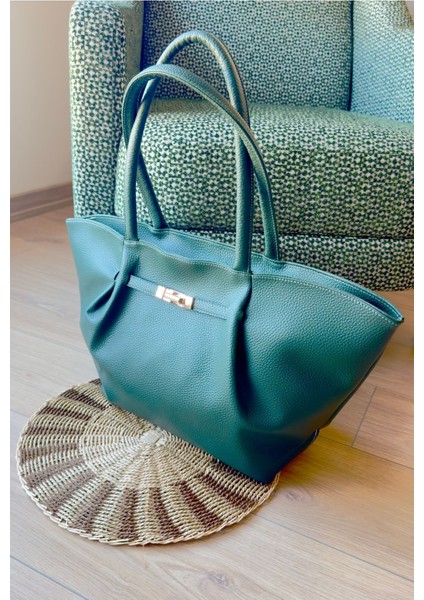 Lacivert Süet Deri Uzun Askılı Çanta, Mıknatıs Kapamalı, Şık ve Hafif Tasarım