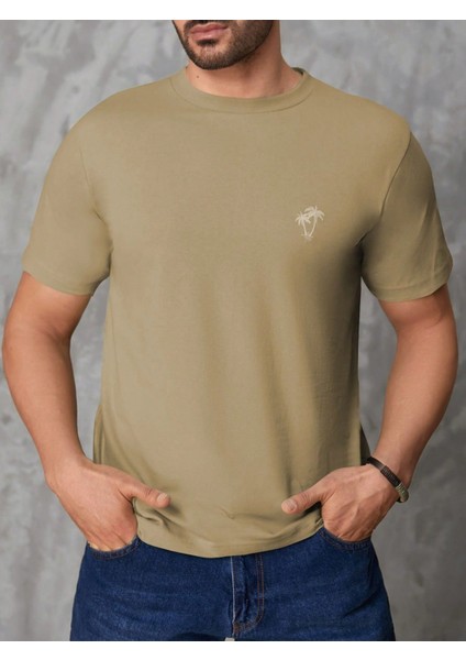 Erkek Bej Bisiklet Yaka Göğsü Palmiye Baskılı T-Shirt