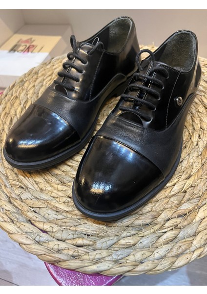 Siyah Rugan Makosen Ayakkabı fırsatları