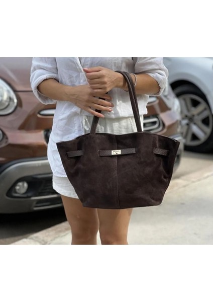 Şık Kahverengi Nubuk El ve Omuz Çantası, Kilit Detaylı, Modern ve Zarif Tasarım modelleri