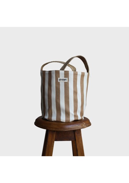 Kahverengi ve Beyaz Renkli Şık ve Kullanışlı Günlük Taşımaya Uygun Çanta modelleri