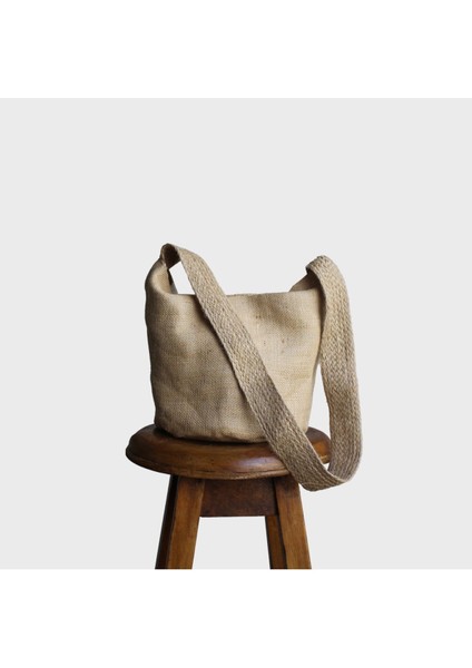 Kahverengi ve Beyaz Renkli Şık ve Kullanışlı Günlük Taşımaya Uygun Çanta indirimleri