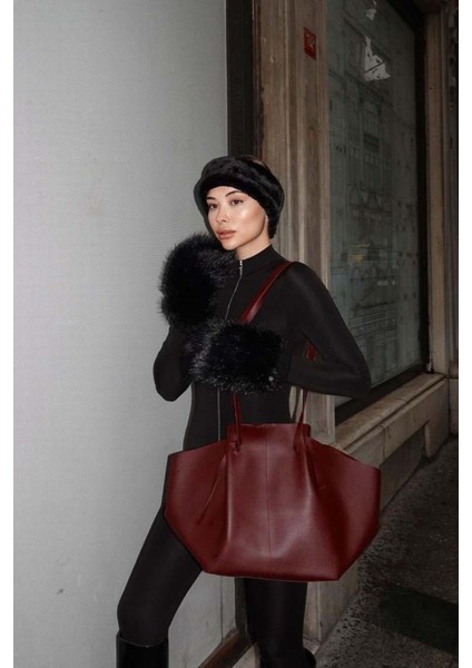 Şık Bordo Omuz Çantası, Günlük Kullanım Için Zarif ve Hafif Tasarım