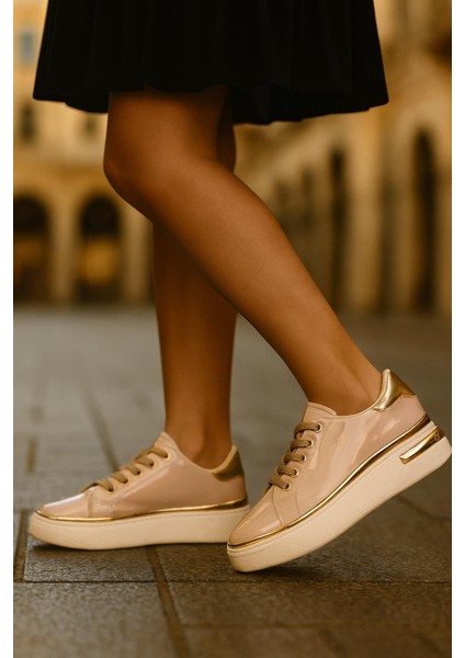 Kadın Ince Şerit Detaylı Kalın Taban Spor Ayakkabı modelleri