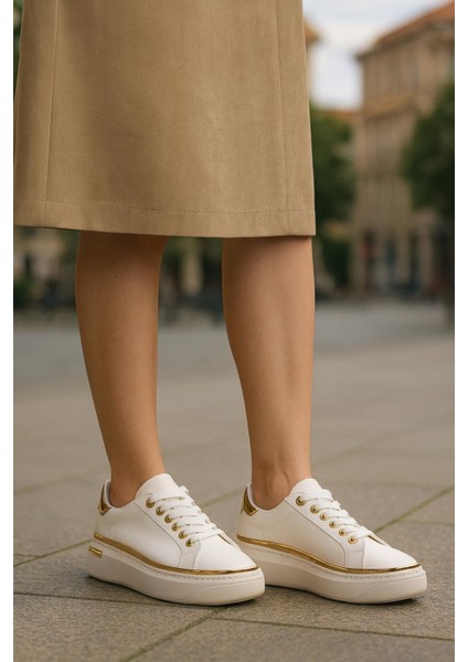 Kadın Ince Şerit Detaylı Kalın Taban Spor Ayakkabı modelleri