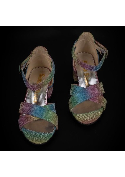 Fuşya Gökkuşağı Renkli Kemerli Bebe Klasik Ayakkabı fırsatları