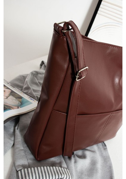 Bordo Kadın Omuz Çantası, Salaş ve Yumuşak Deri Detaylı, Astarlı Şık Tasarım modelleri