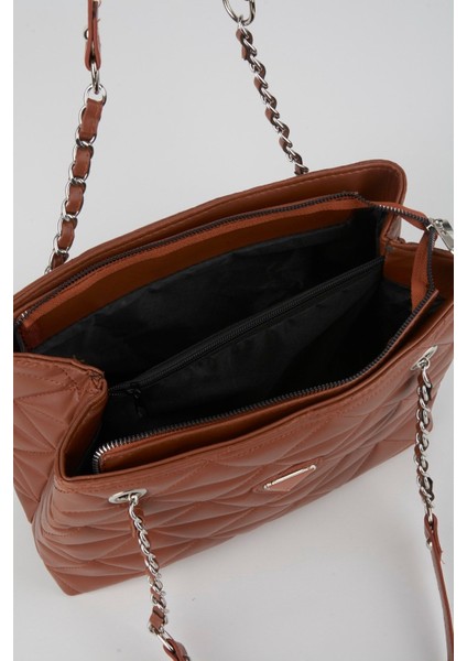 Taba Kapitone 3 Bölmeli Fermuarlı Zincir Askılı Çanta indirimleri