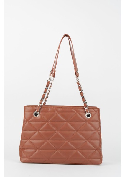 Taba Kapitone 3 Bölmeli Fermuarlı Zincir Askılı Çanta