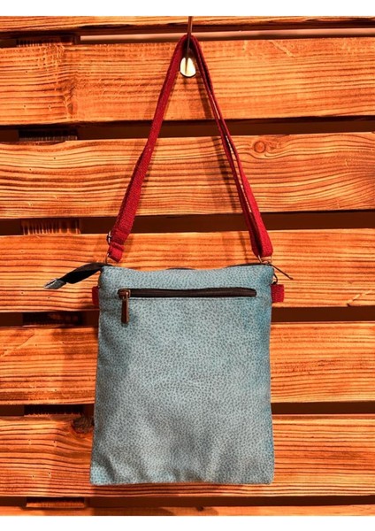 Mavi Bohem Kare Omuz Çantası, Şık ve Özgün Tasarım. fırsatları