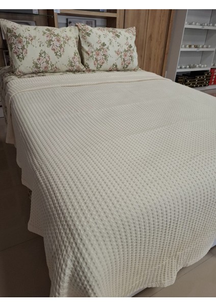 Etehometex Çift Kişilik Havuzlu Pike Takımı fırsatları