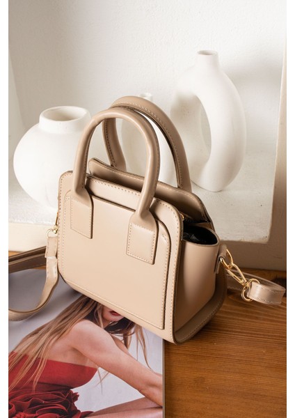 Şık Bej El ve Omuz Çanta, Modern ve Zarif Tasarım, Günlük Kullanım Için Mükemmel Seçim fiyatları