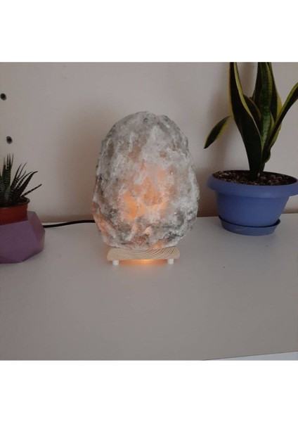 Doğal Kaya Tuzu Lambası, Ev Dekorasyonu ve Huzur Için Işıklandırma