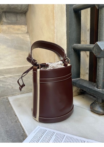 Kadın Büzgülü Kova Çanta, El ve Omuz, Şık ve Rahat Kullanım