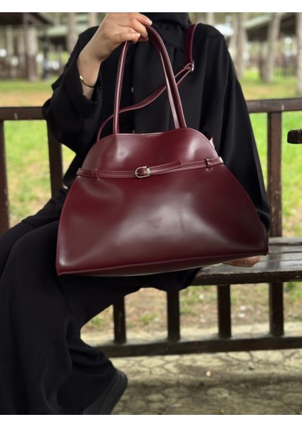 Bordo Kadın El ve Omuz Çantası, Şık ve Kullanışlı Aksesuar. fırsatları