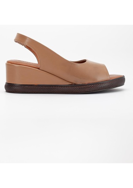 Kadın Dolgu Topuklu Ayakkabı Vizon Yan Kapalı Burun Açık