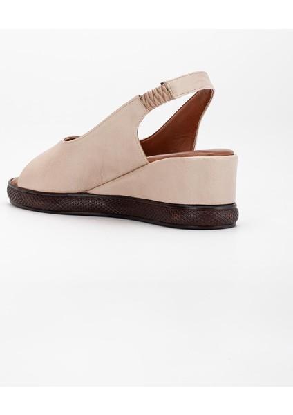 Kadın Dolgu Topuklu Ayakkabı Bej Yan Kapalı Burun Açık fırsatları