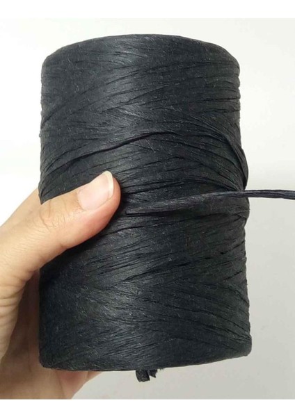 Siyah Renk Rafya Ipi, Dayanıklı ve Şık Aksesuar, Çeşitli Kullanımlar Için Ideal Seçim