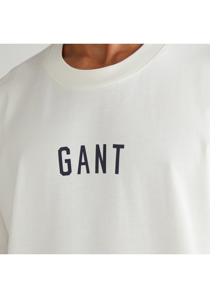 Erkek Krem Relaxed Fit Bisiklet Yaka Logolu T-Shirt indirimleri