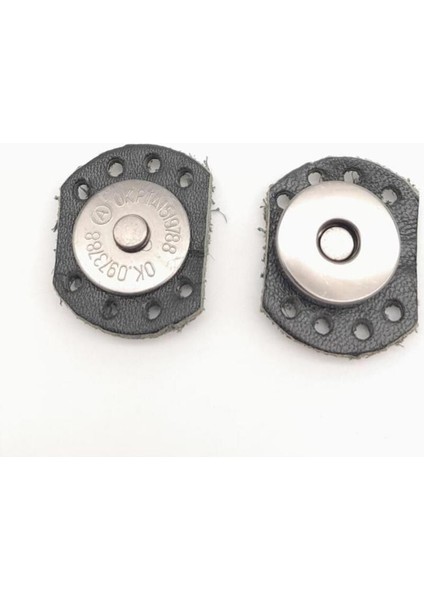 Gerçek Derili Siyah Oval Kenar Çanta Aksesuarı, Füme Metal Detaylı