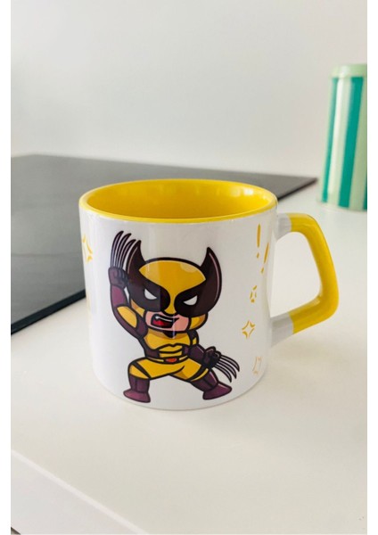 Sarı Renkli Güzel Tasarımlı Sıcak Içmek Için Kupa