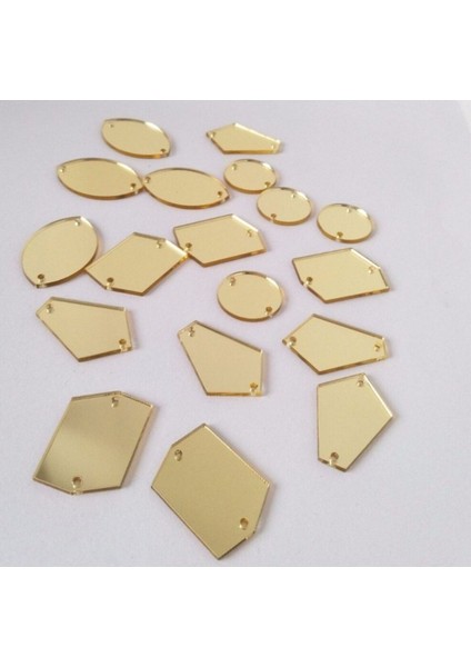 Yeşil Akrilik Masa, 10 Delikli Yapışkanlı Tasarım ile Şık ve Kullanışlı.