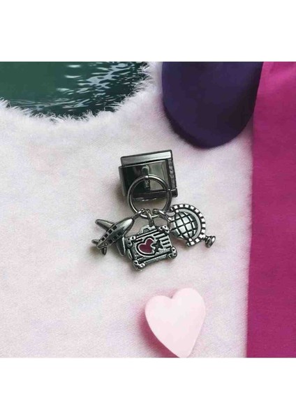 Italyan Yerküre Uçak Bavul Detaylı Çelik Charm