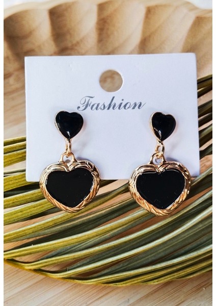 Lüks Siyah Kalp Figürlü Gösterişli Küpe