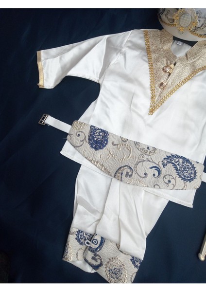 Şık ve Rahat Bebek Elbisesi, Bej Renk, Küçükler Için Özel Tasarım fırsatları