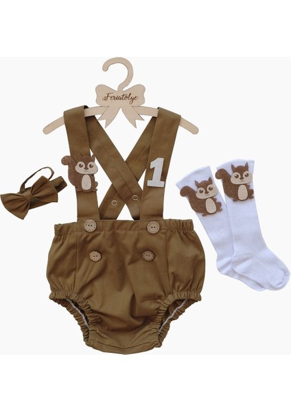 Yeşil Salopet Erkek Bebek Pasta Patlatma Kostümü, Rahat ve Şık Tasarım