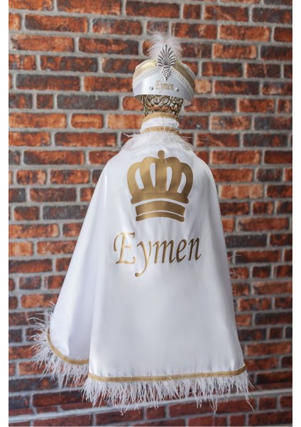 3'lü Beyaz Gold Sünnet Pelerini ve Deve Tüylü Su Yolu Şapka Seti modelleri