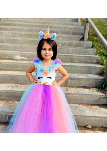 Renkli Unicorn Elbisesi, Tarlatanlı Kabarık ve Taç Hediyesiyle Şık ve Eğlenceli Seçim