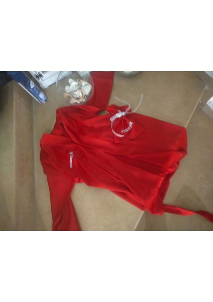 Isimli Kırmızı Sünnet Sabahlık, Şık ve Rahat Kullanım Için Ideal Seçim fiyatları