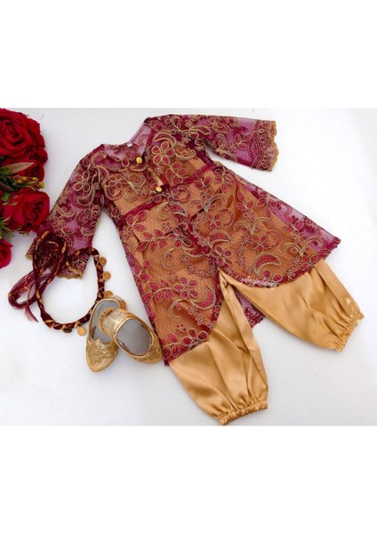 Kız Çocuk Bordo Saten Nakışlı Bindallı Kostüm, Şık ve Rahat Giyim Seçeneği