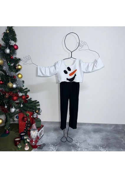 Yılbaşı Temalı Kardan Adam Desenli Rahat Pantolon ve Üst Takımı, Sıcak ve Şık Seçenek