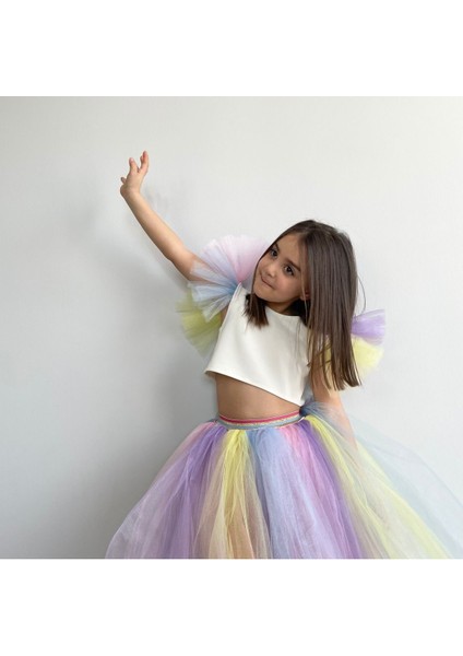 Renkli Unicorn Kostüm Doğum Günü Elbisesi, Şık ve Eğlenceli Giyim Seçeneği