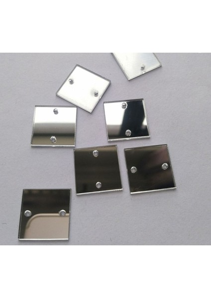 Yeşil Akrilik Mont Tasarım 5 Delikli Yapışkanlı Küpe Modeli