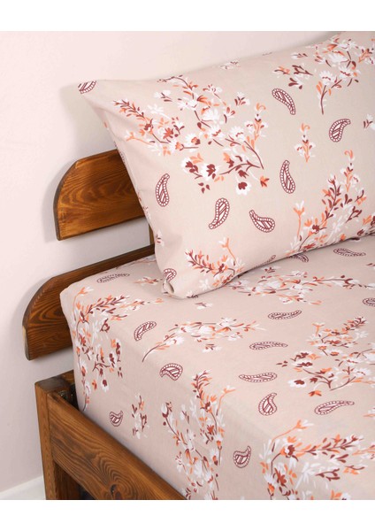 Desenli Lastikli Çarşaf Tek ve Çift Kişilik