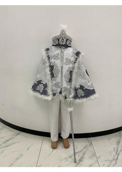 Beyaz Sünnetlik Pelerin Seti, Şık ve Rahat Çocuk Kostümü, Kutu Içeriğiyle Hazır.