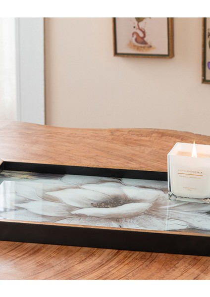 Şık Altın Dekoratif Tepsi, Zarif ve Modern Dekorasyon Için Mükemmel Seçenek