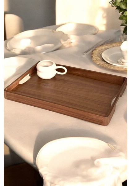 Kahverengi Ahşap Servis Tepsisi, Şık ve Dayanıklı Sunum Aracı modelleri