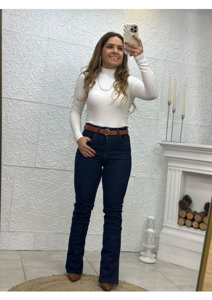 Beyaz Balıkçı Yaka Bluz