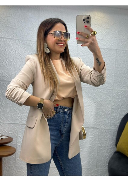 Kolu Büzgülü Bej Blazer Ceket fırsatları