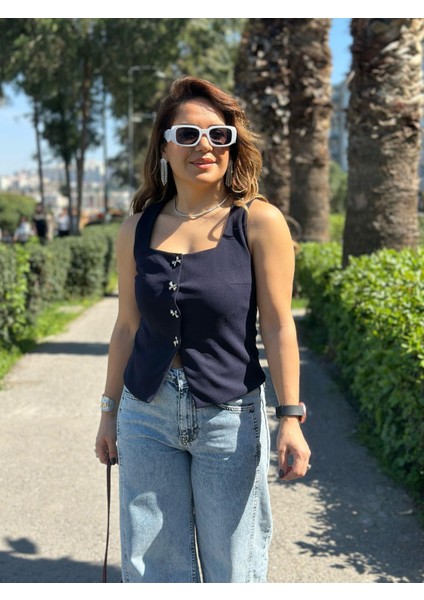 Kurdela Düğmeli Lacivert Yelek