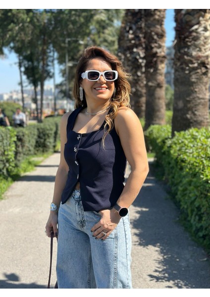 Kurdela Düğmeli Lacivert Yelek fırsatları