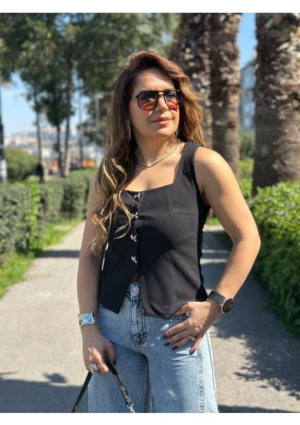 Kurdela Düğmeli Siyah Yelek