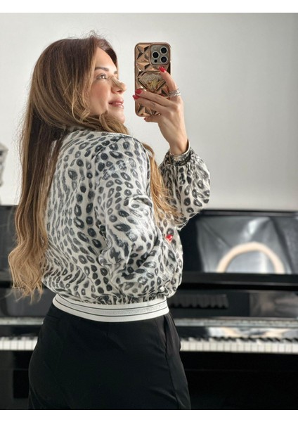 Siyah Beyaz Saten Parlak Ceket modelleri