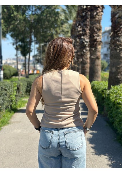 Kurdela Düğmeli Bej Yelek fiyatları