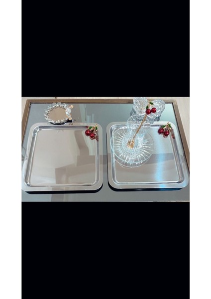 6'lı Kare Kirazlı Gümüş Tepsi Seti, Sunum ve Kahve Için Şık ve Zarif Tasarım