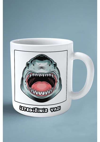 Köpekbalığı Baskılı Kupa Bardak Çift Taraflı Kişiye Özel Çerçeveli Renkli Model 2 fiyatları
